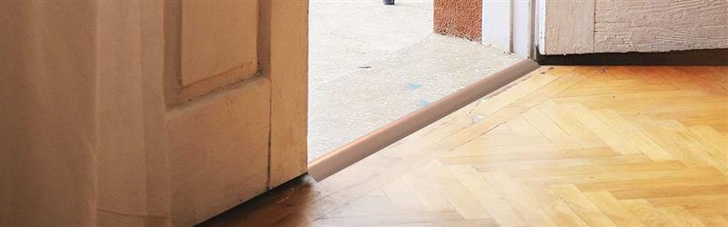 Choosing the right wood effect threshold – our home renovation experience